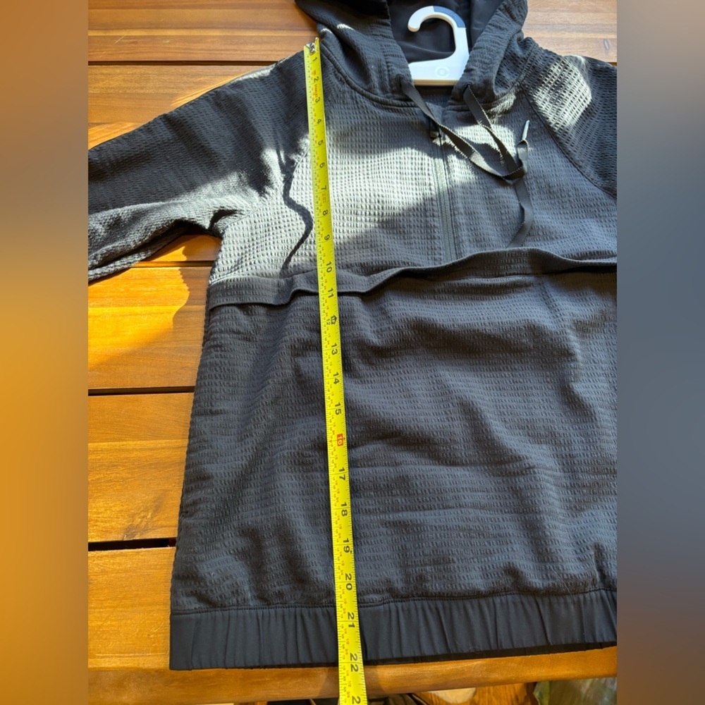 Black Lululemon Hoodie Quarter Zip Women’s Size Small? - Picture 8 of 10
